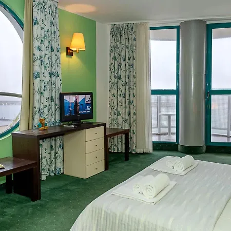Beachfront Flat In Berlin - Sea View Bliss By Flat Manаger Апартаменты Золотые Пески